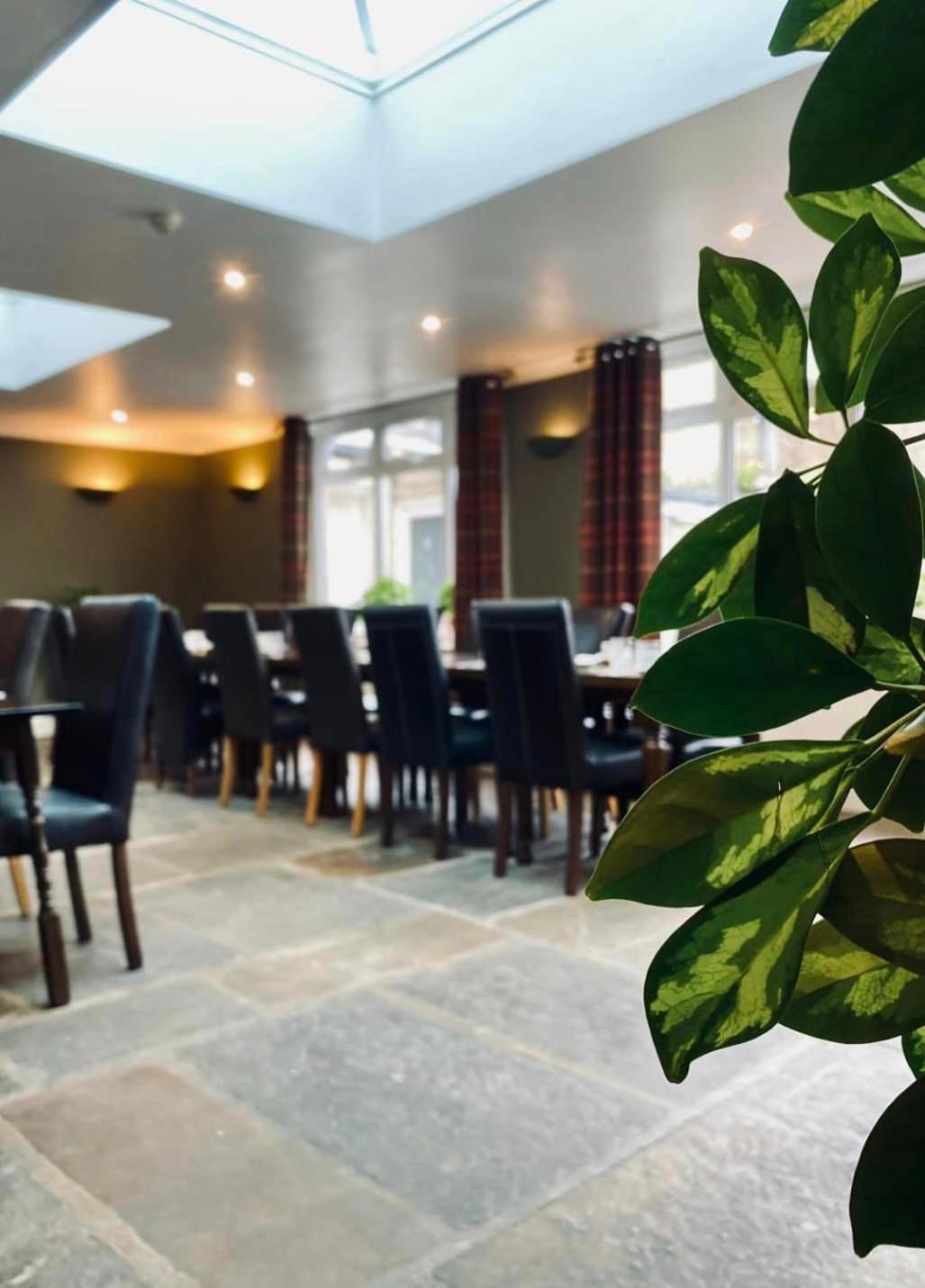 Middle House Hotel Askrigg Exterior photo
