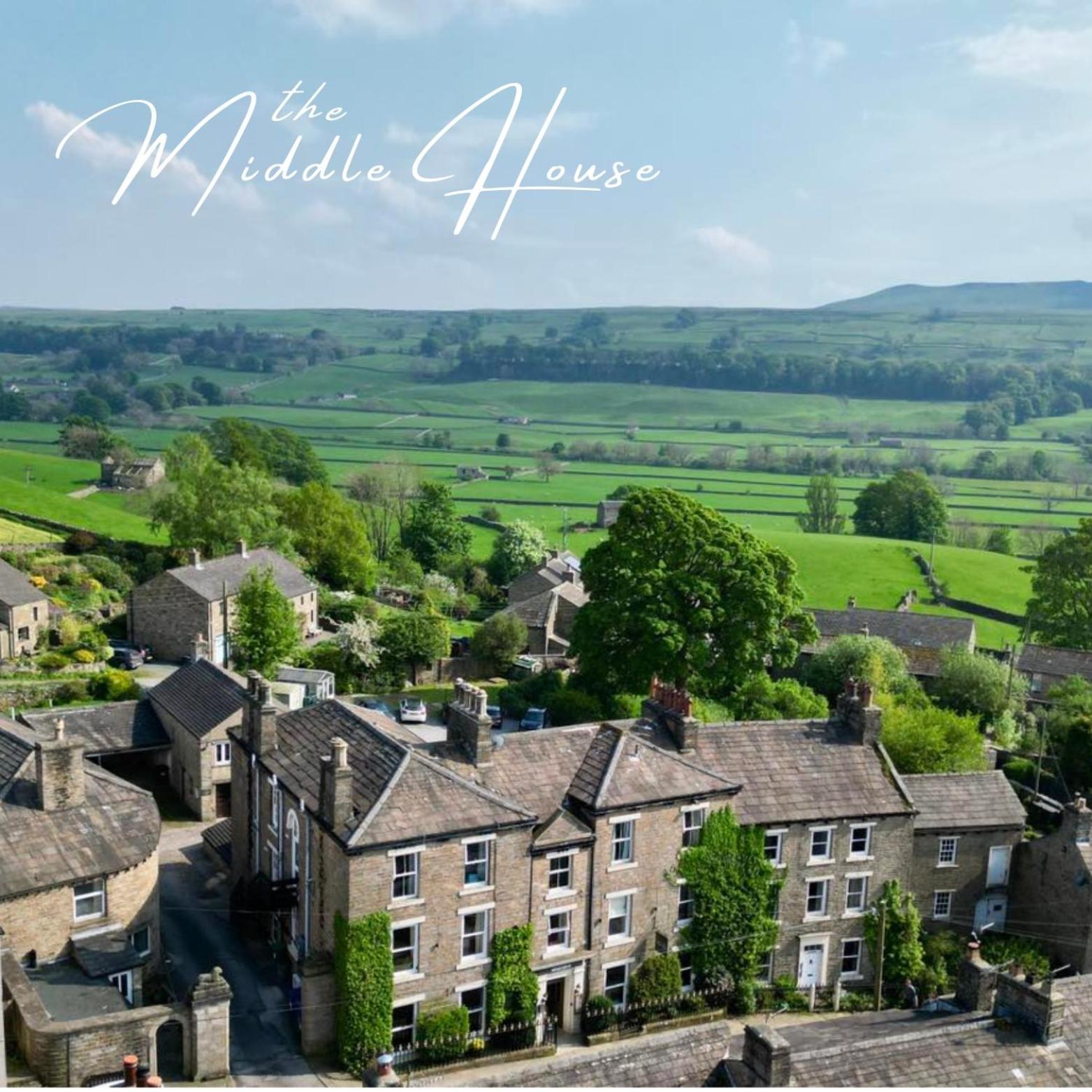 Middle House Hotel Askrigg Exterior photo