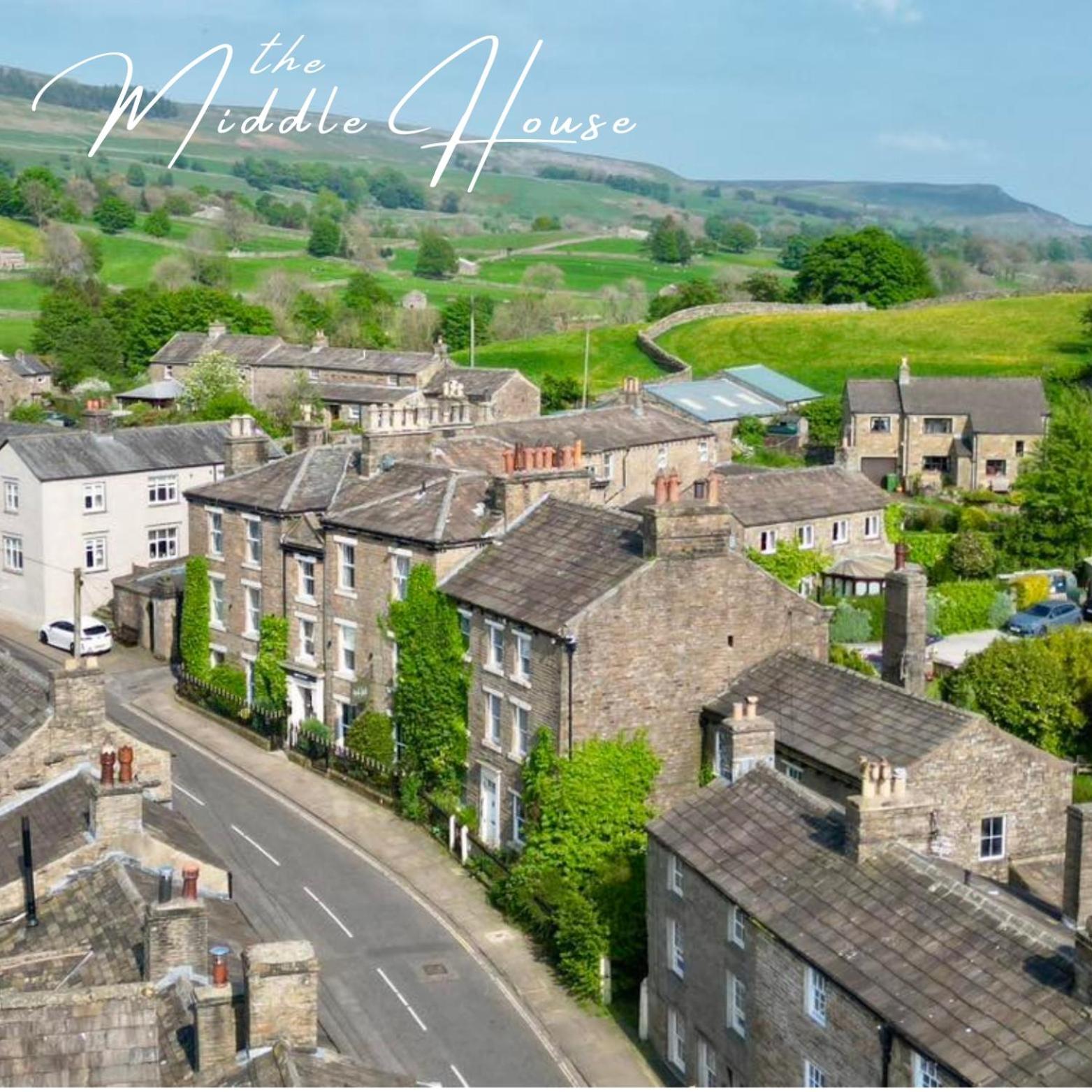 Middle House Hotel Askrigg Exterior photo
